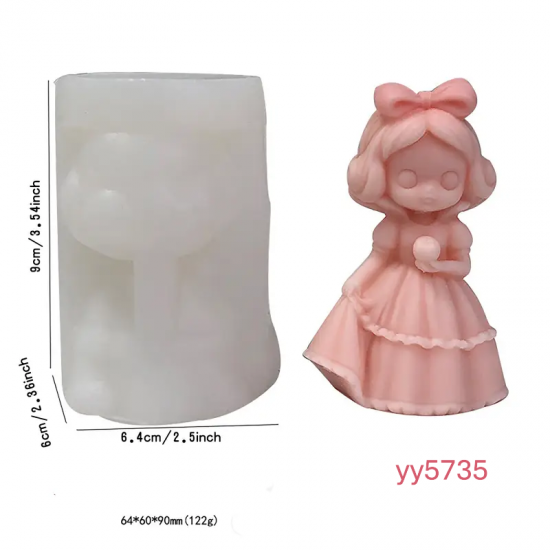 YY5735 Fiyonklu Kız Figürü Silikon Kalıp • El Yapımı Biblo ve Mum Kalıbı • Zarif ve Sevimli Dekoratif Tasarım
