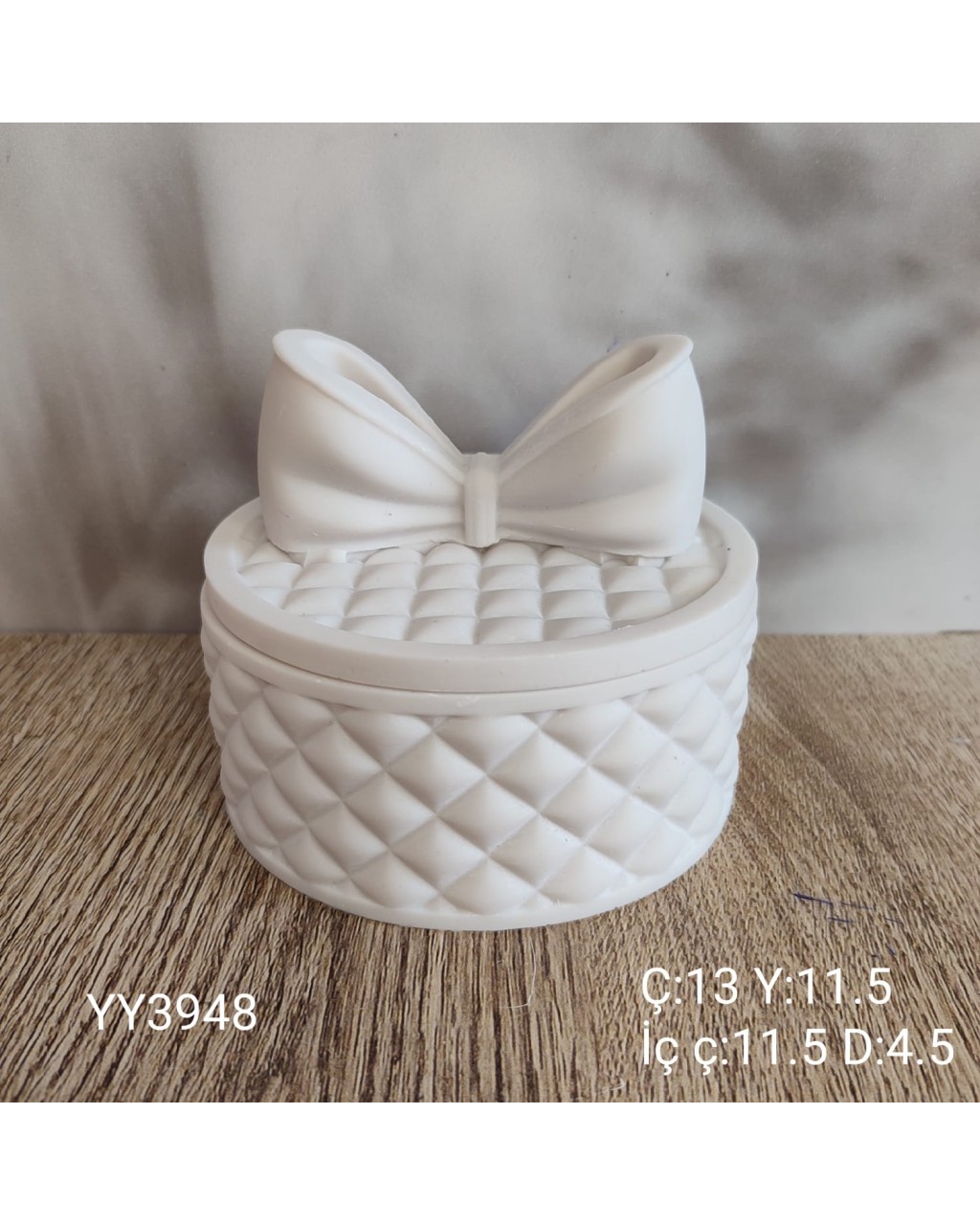 YY3948 Fiyonklu Baklava Desenli Mumluk Takı Kutusu