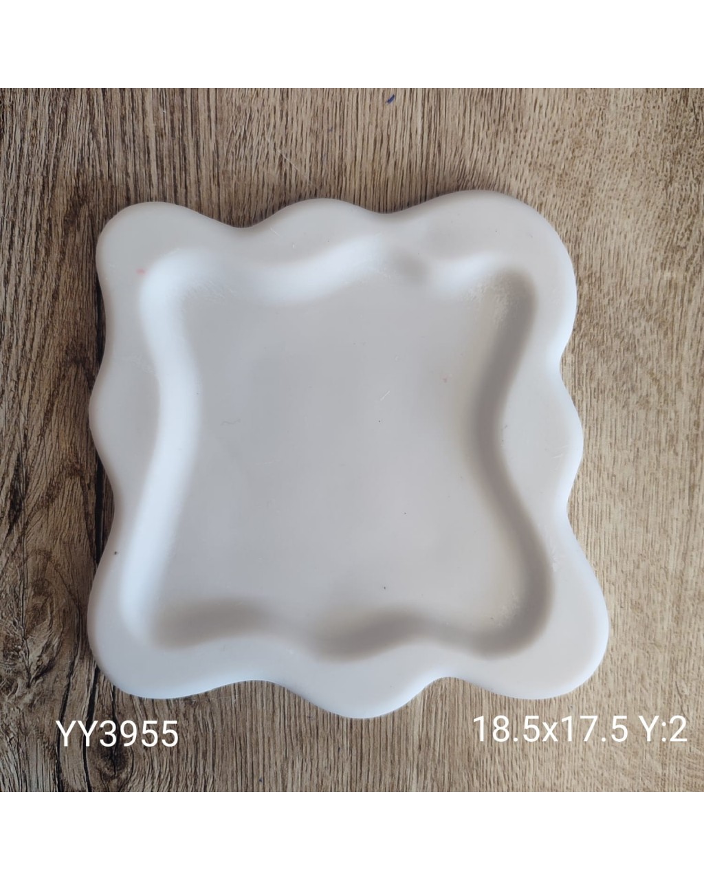 YY3955 - Dalgalı Kare Sunumluk - SİLİKON KALIP 