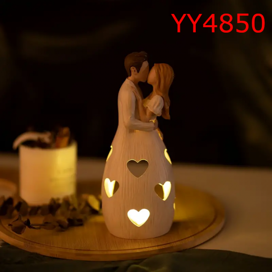 YY4850 Öpüşen Çift Mumluk Biblo Silikon Kalıbı: Aşkın Sembolü Olarak Anlamlı Hediye!