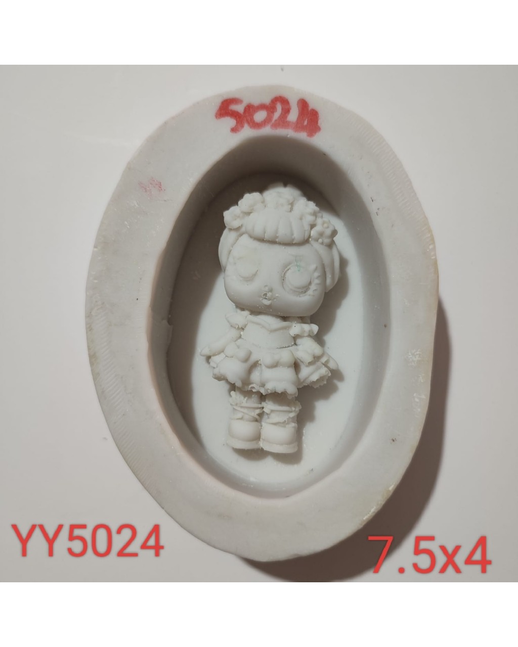 YY5024 - FİYONKLU ELBİSELİ KIZ - SİLİKON KALIP