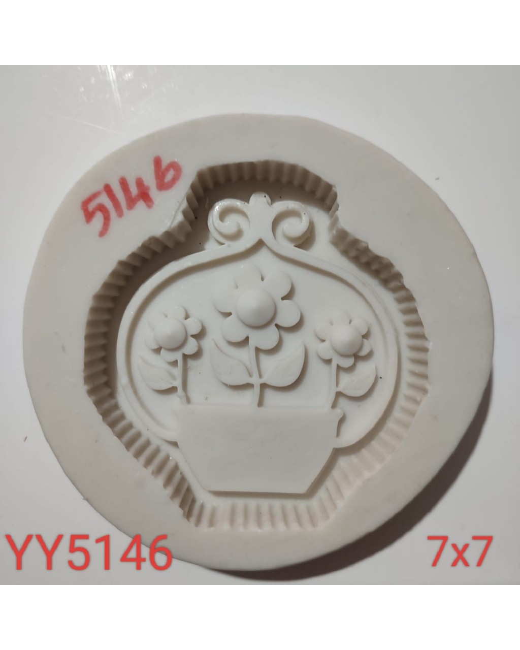 YY5146 - SAKSIDA ÜÇ PAPATYA - SİLİKON KALIP 