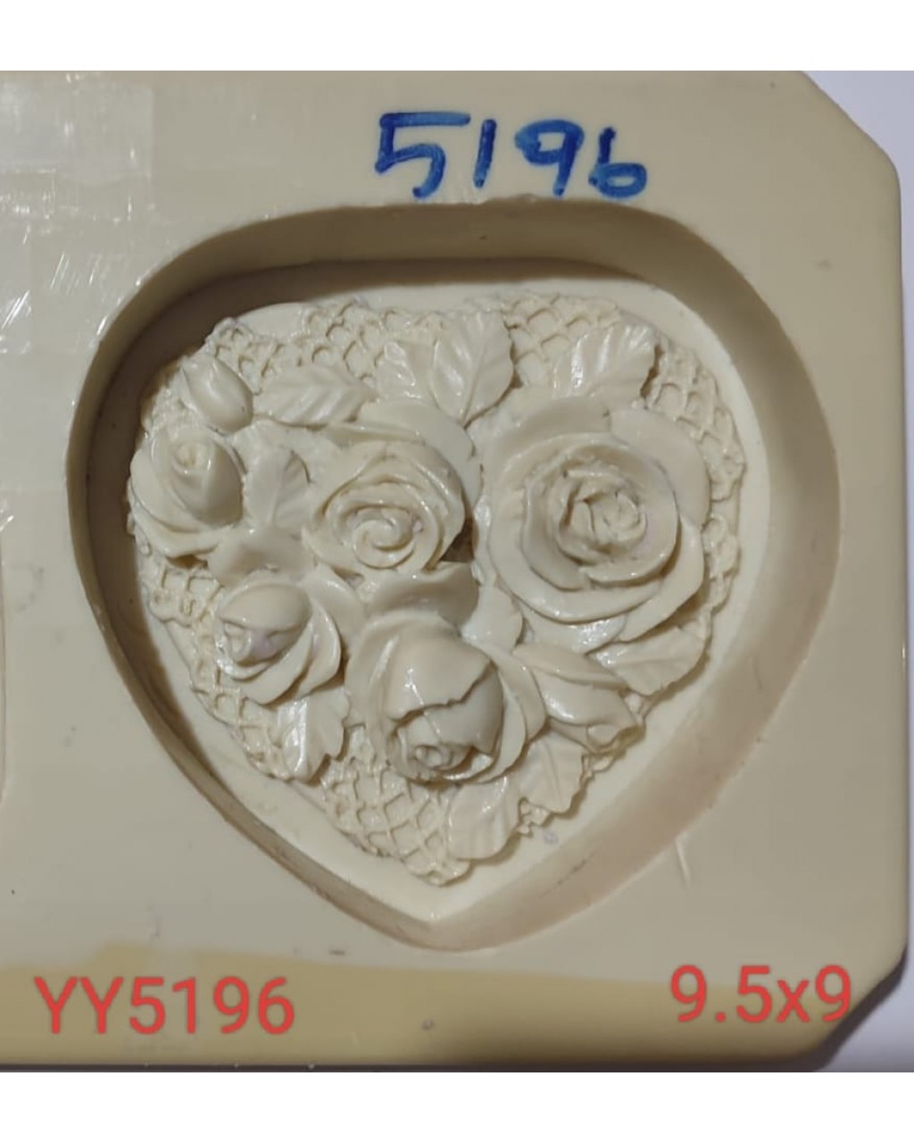 YY5196 - GÜL TASARIMLI KALP - SİLİKON KALIP