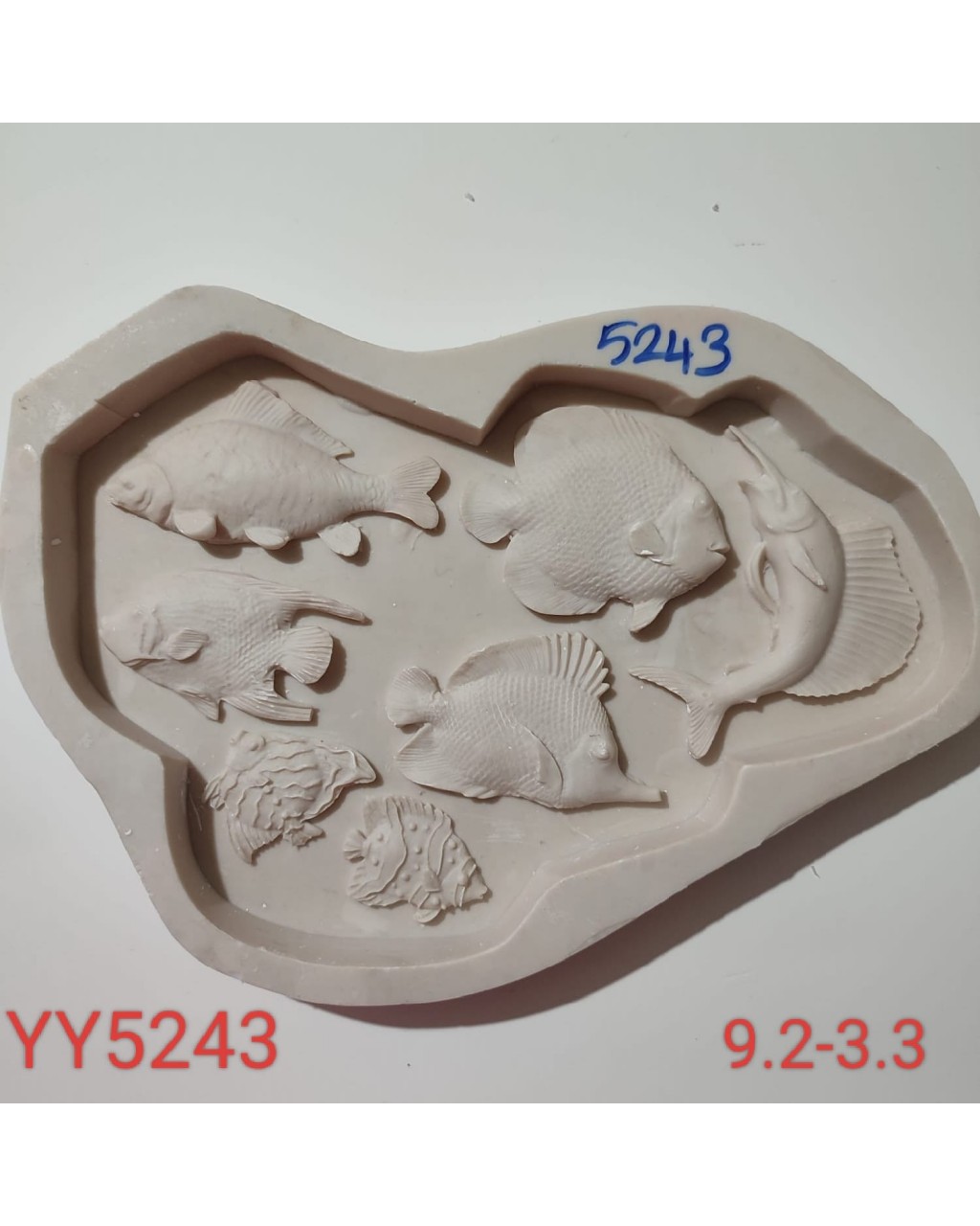 YY5243 - BALIKLAR - SİLİKON KALIP 