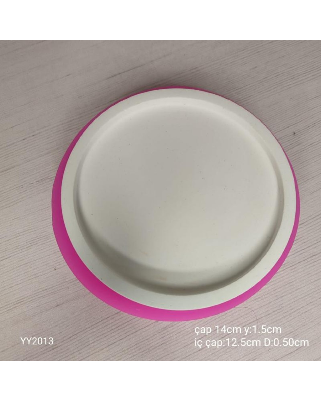 YY2013 YUVARLAK SUNUMLUK 14CM SİLİKON KALIP YY2013 YUVARLAK SUNUMLUK 14CM SİLİKON KALIP