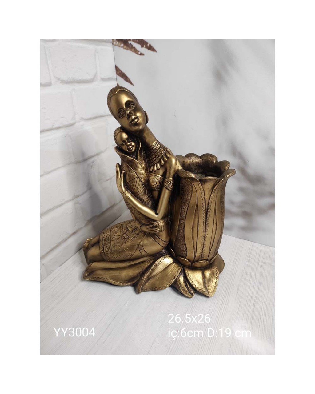 YY3004 Afrikalı Kız Küfeli Kucağında Çocuk Tutan