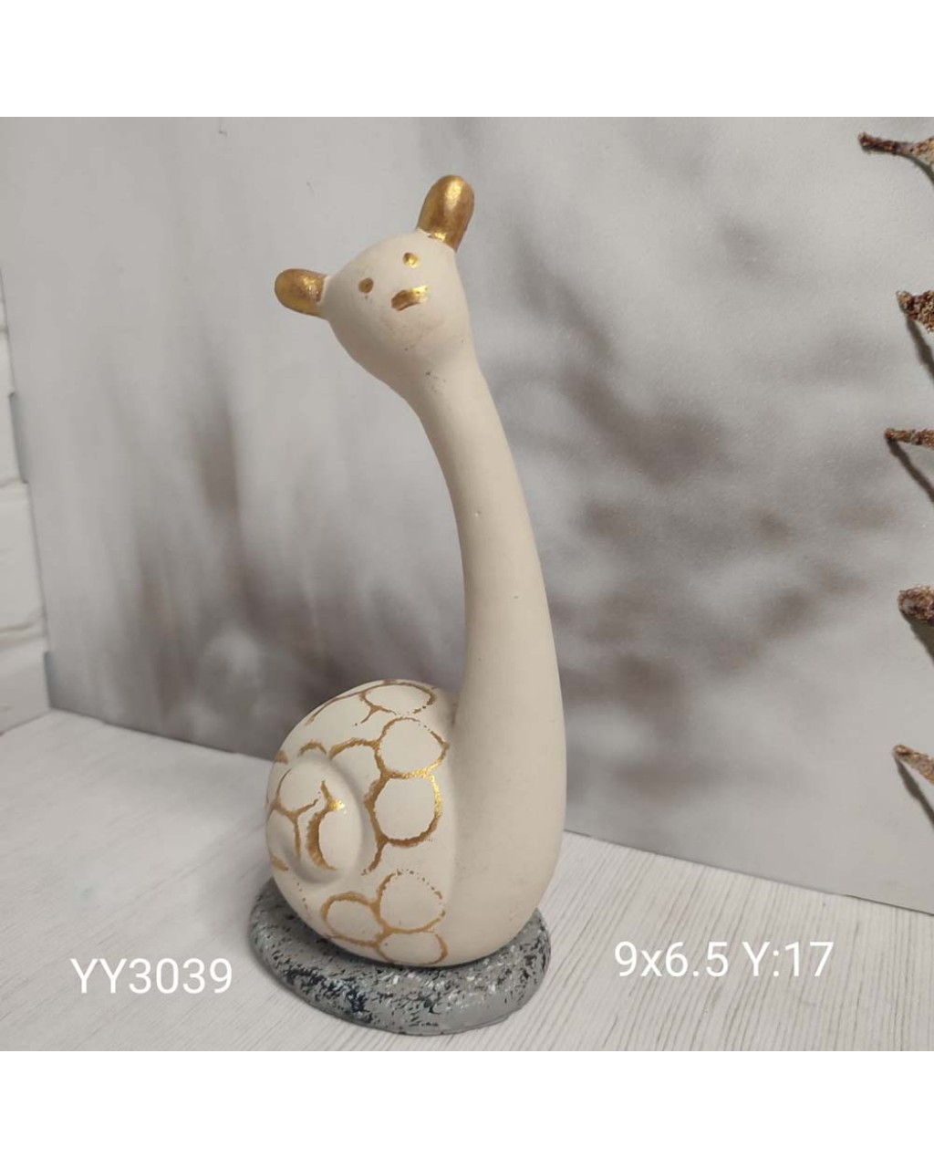YY3039 Salyangoz Biblo Sağa Bakan 17Cm