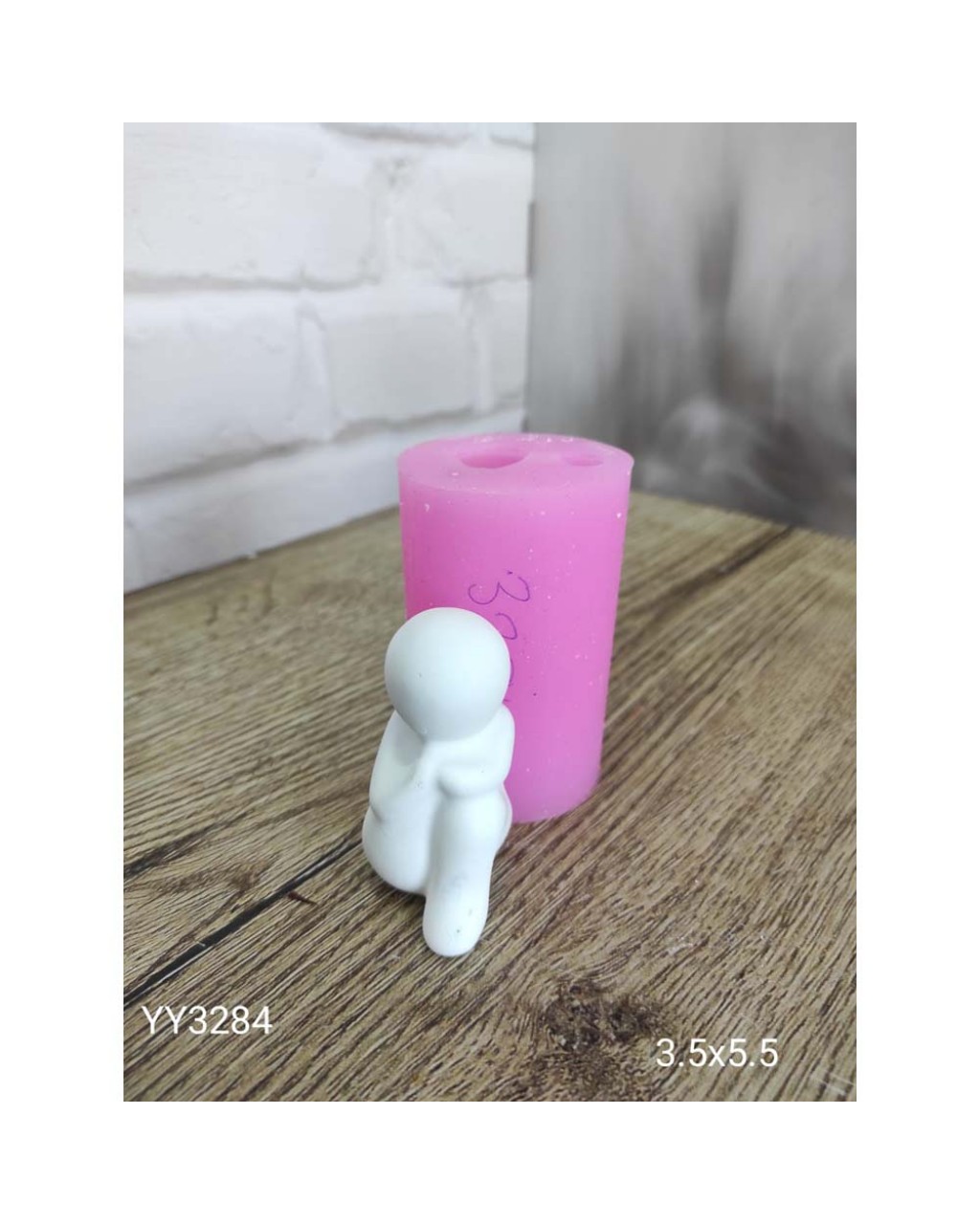YY3284 Dizini Bükmüş Soyut Biblo