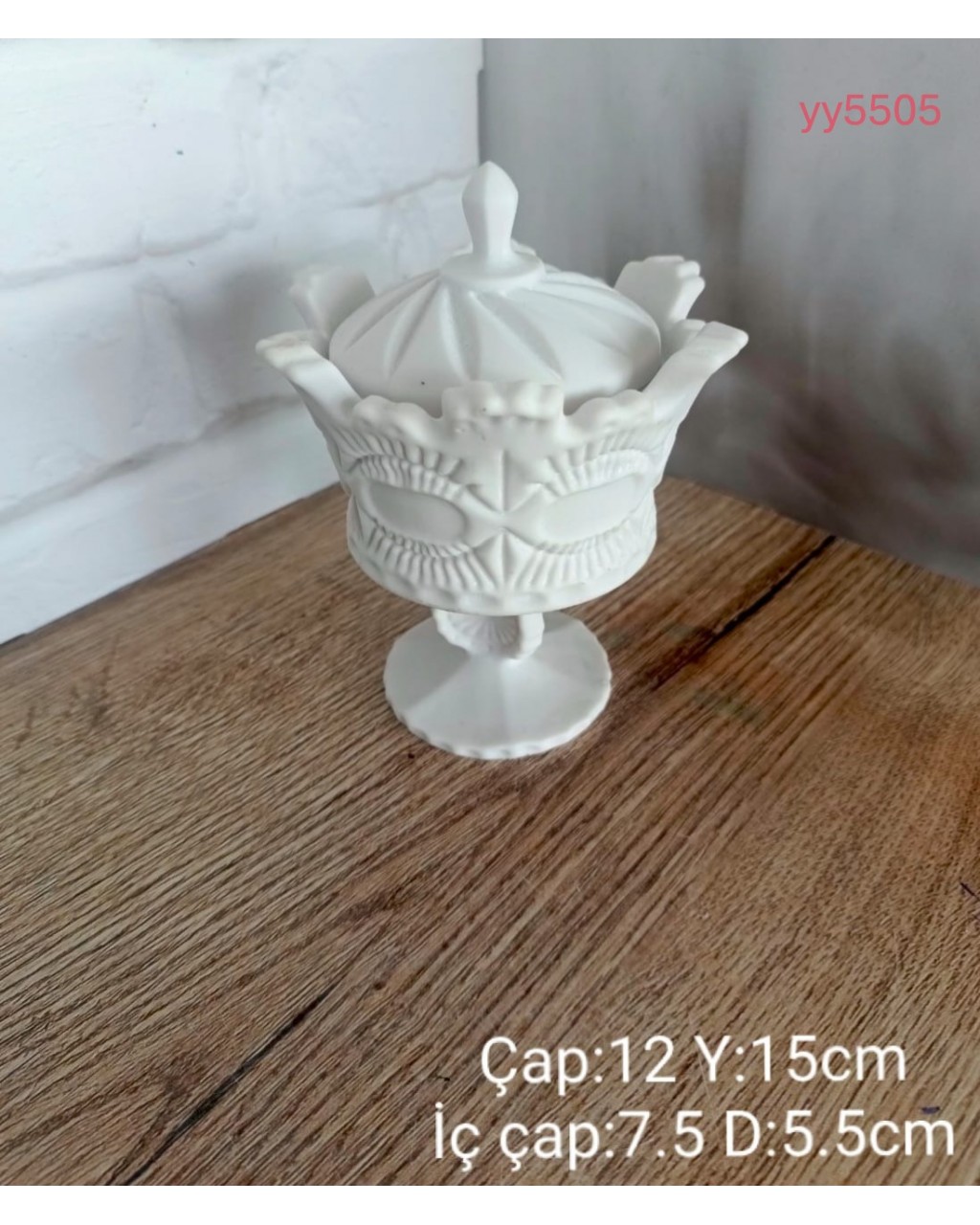 YY5505 Taç Desenli Kapaklı Kase Silikon Kalıp • El Yapımı Özel Sunumlar ve Şık Dekorlar için Hediye Seçeneği! YY5505 Taç Desenli Kapaklı Kase Silikon Kalıp • El Yapımı Özel Sunumlar ve Şık Dekorlar için Hediye Seçeneği!