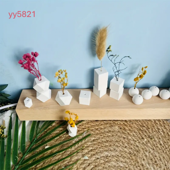 YY5821 Geometrik Mini Vazo Seti Silikon Kalıp • El Yapımı Modern Tasarım ve Özel Günler için Hediye Seçeneği!