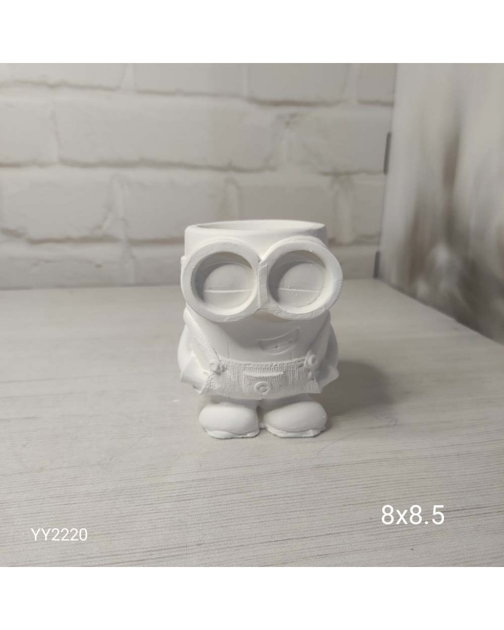 YY2220 Minyon Elleri Cebinde Gözlüklü Silikon Kalıp