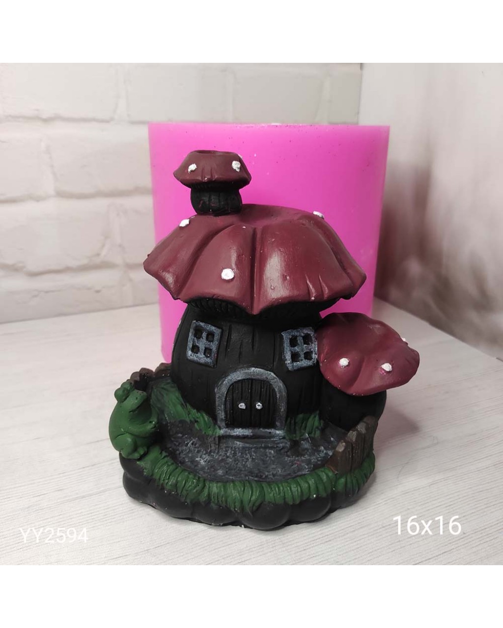 YY2594 Mantar Ev Geri Akış Tütsülük Bahçeli Kurbağalı Silikon Kalıp