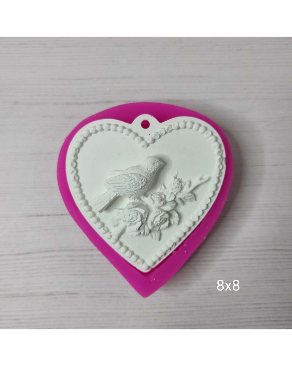 YY0097 Gül Dalı Üzerindeki Kuş Figürlü Kalp Silikon Kalıp
