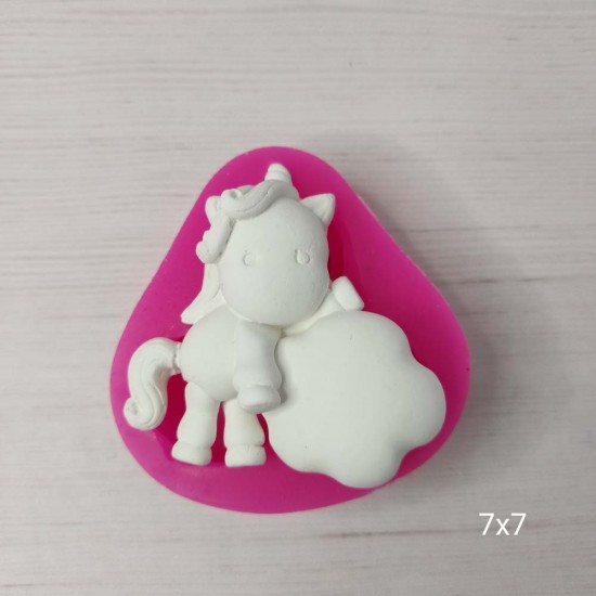 YY0332 Ayaktaki Unicorn Silikon Kalıp