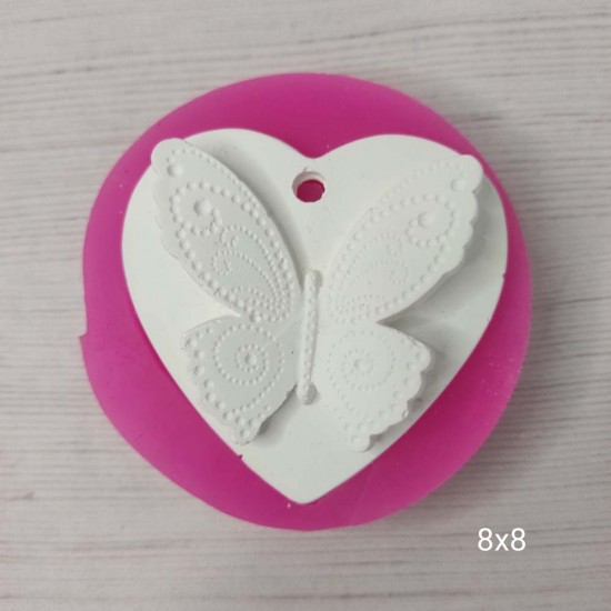 YY0737 Kalp Üzerinde Kelebek Silikon Kalıp