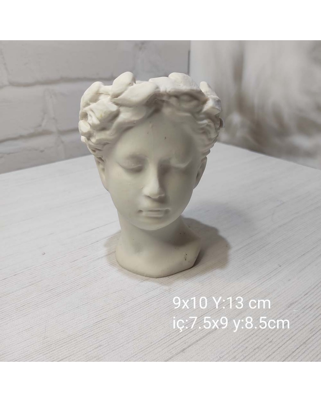 YY0965 Helen Büst Saksı Silikon Kalıp