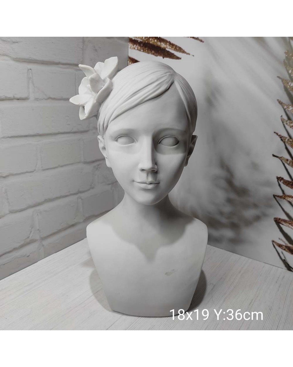 YY1249 Çiçek Tokalı Kız Biblo Silikon Kalıp: Şık ve Anlamlı Hediye Seçeneği!