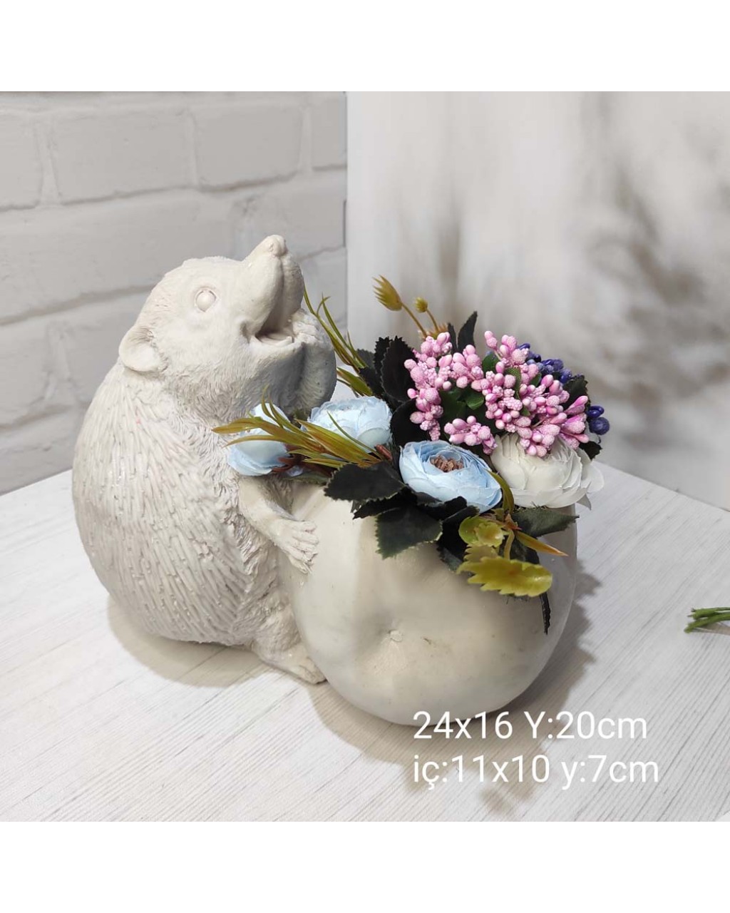 YY1329 Elma Tutan Kunduz Saksı Silikon Kalıp – Sevimli ve Fonksiyonel Saksı Tasarımı! YY1329 Elma Tutan Kunduz Saksı Silikon Kalıp – Sevimli ve Fonksiyonel Saksı Tasarımı!