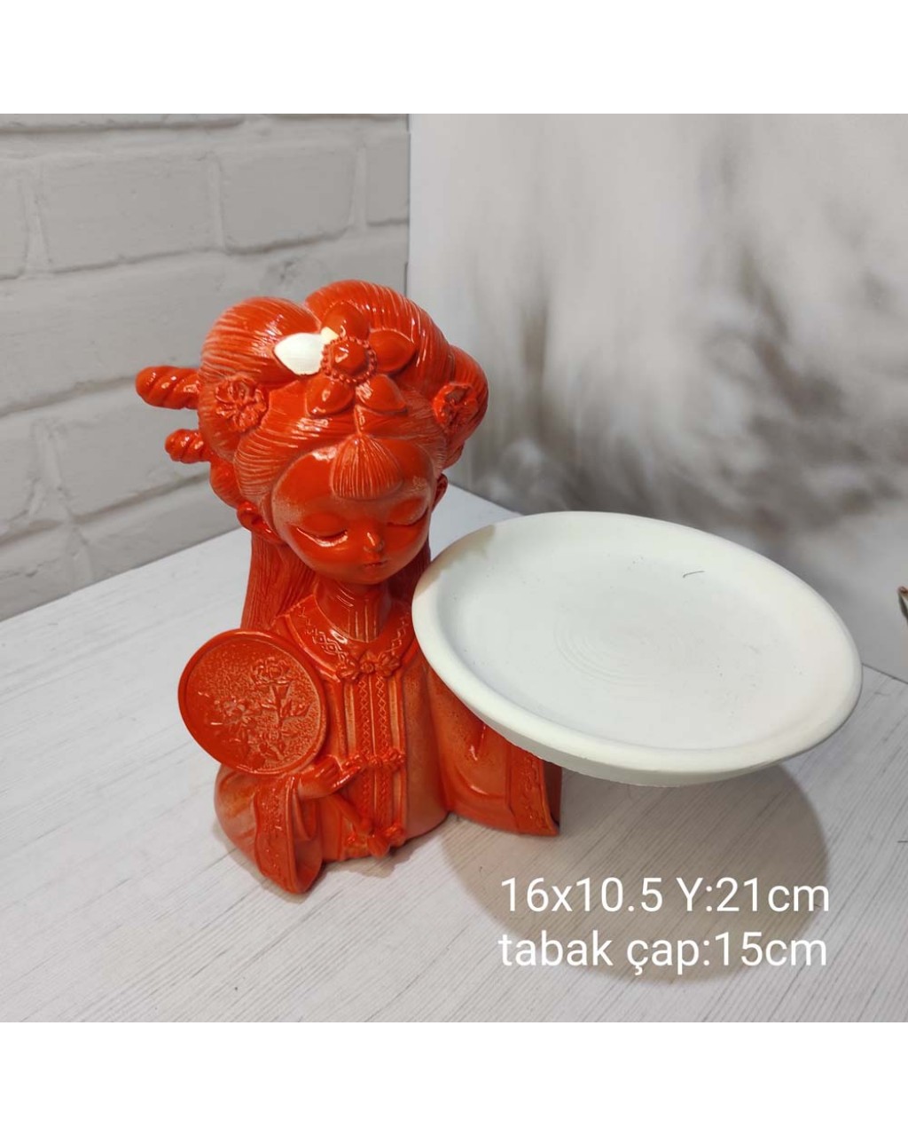 YY1334-Tepsili Kız 21cm Silikon Kalıp
