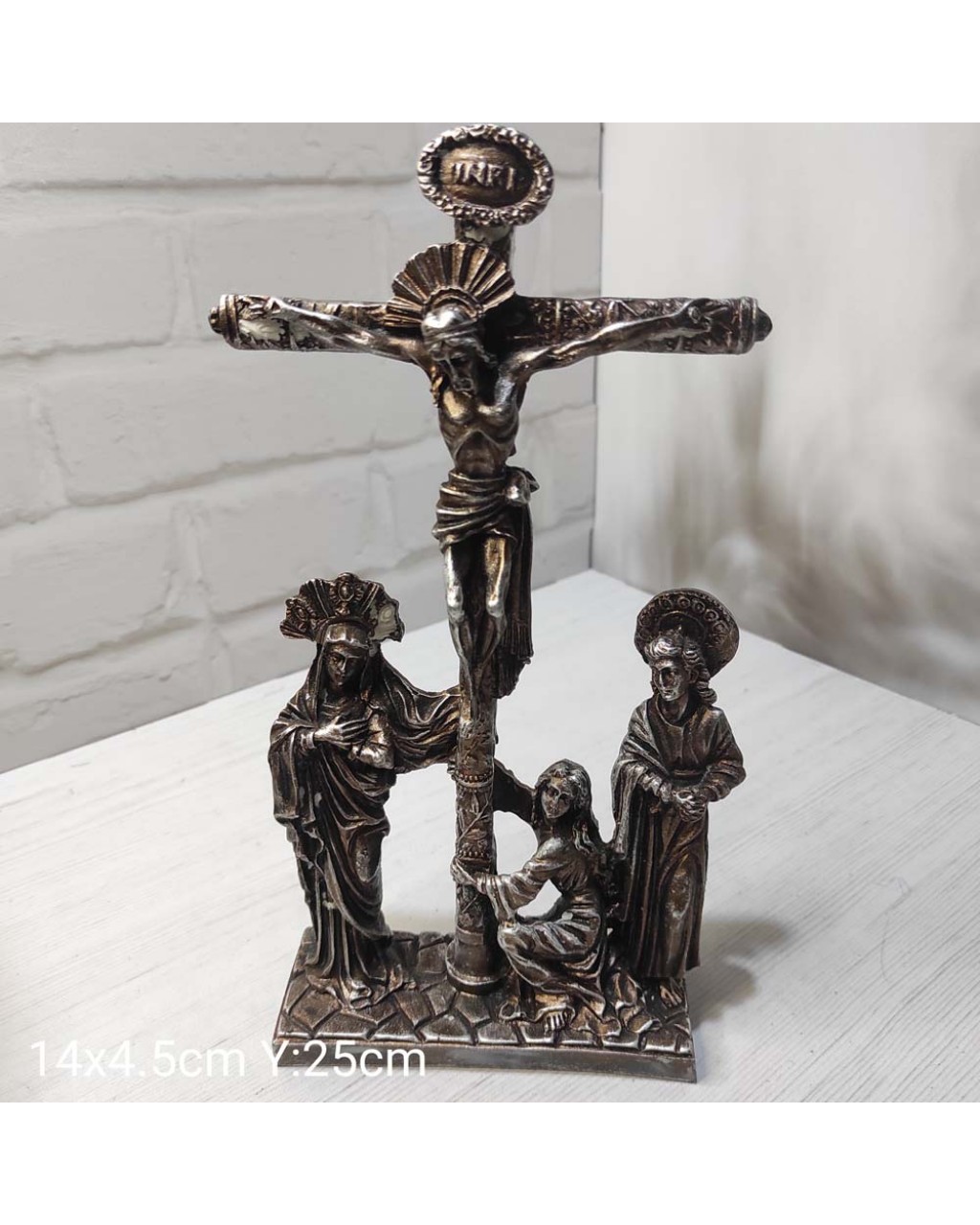 YY1567-Çarmıha Gerilmiş Hz. İsa Figürü Ve Ağlayan Meryem Silikon Kalıp