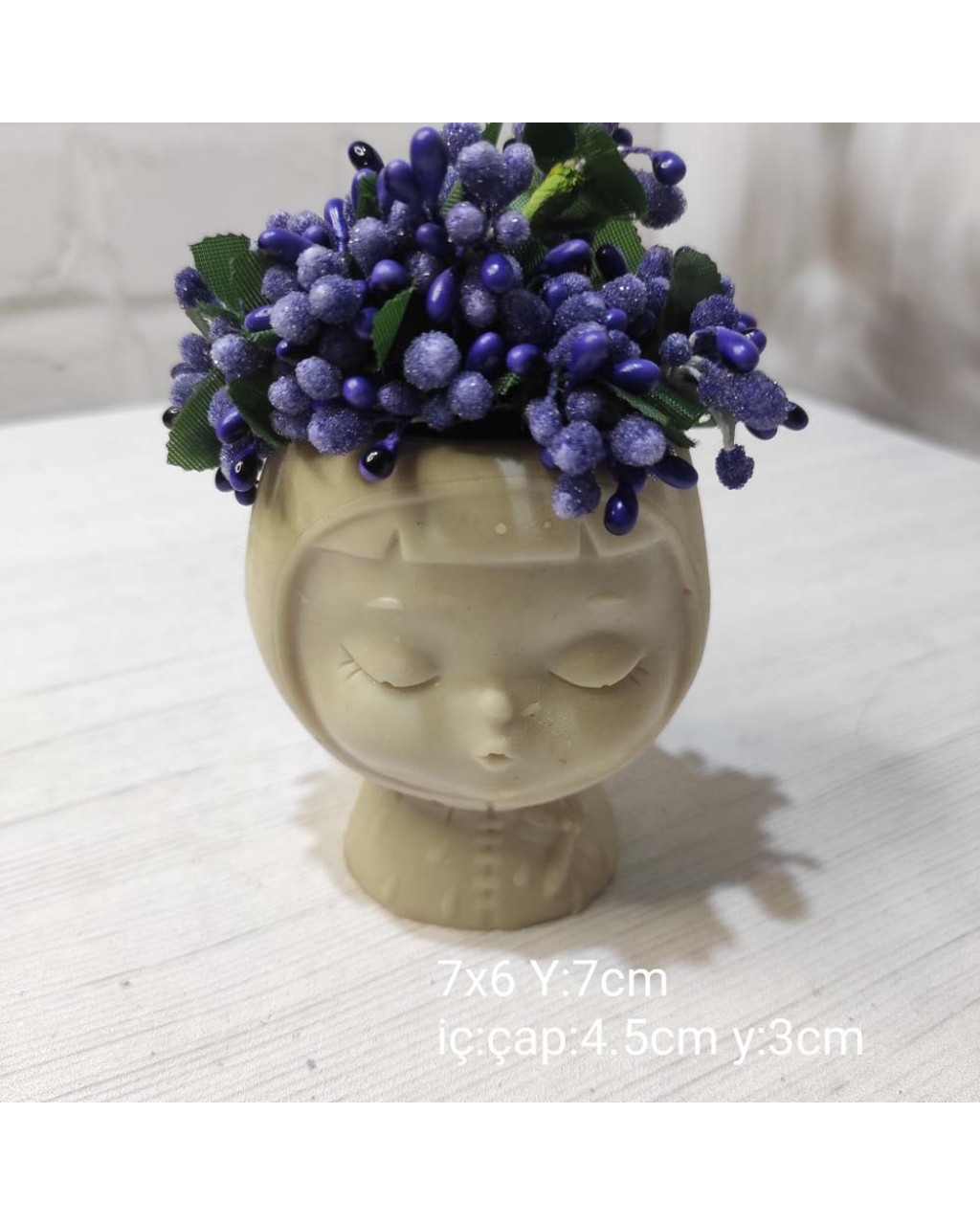 YY1575 Şapkalı Sevimli Çocuk Saksı Silikon Kalıp – Tatlı ve Zarif Dekoratif Tasarım! YY1575 Şapkalı Sevimli Çocuk Saksı Silikon Kalıp – Tatlı ve Zarif Dekoratif Tasarım!