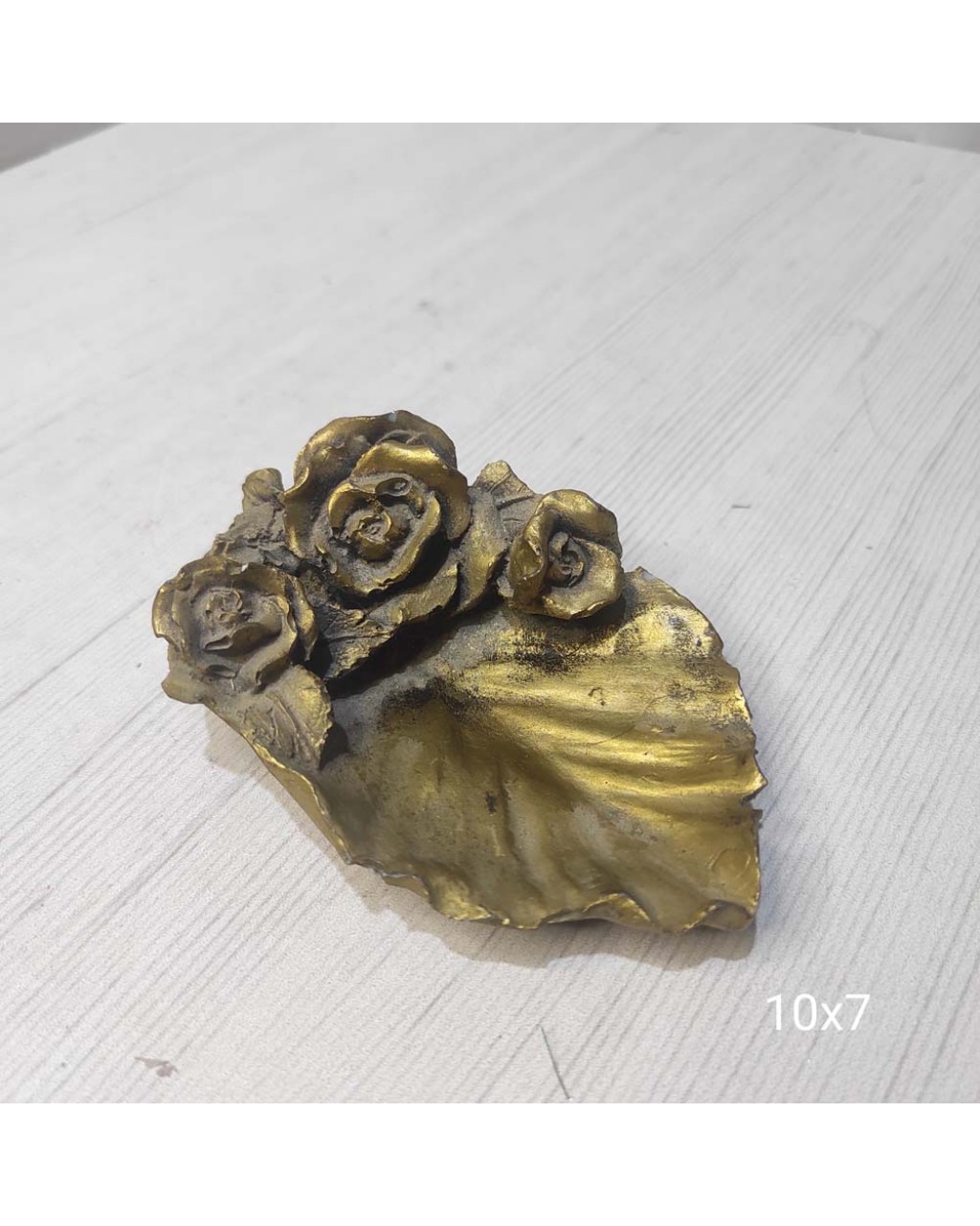 YY1590-Gül Kenarlı Yaprak Lokumluk Silikon Kalıp YY1590-Gül Kenarlı Yaprak Lokumluk Silikon Kalıp