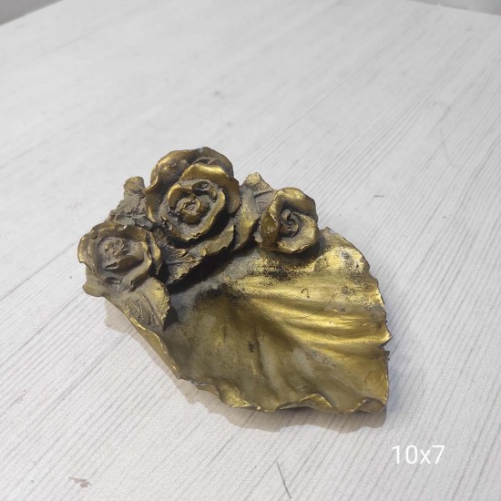 YY1590-Gül Kenarlı Yaprak Lokumluk Silikon Kalıp YY1590-Gül Kenarlı Yaprak Lokumluk Silikon Kalıp