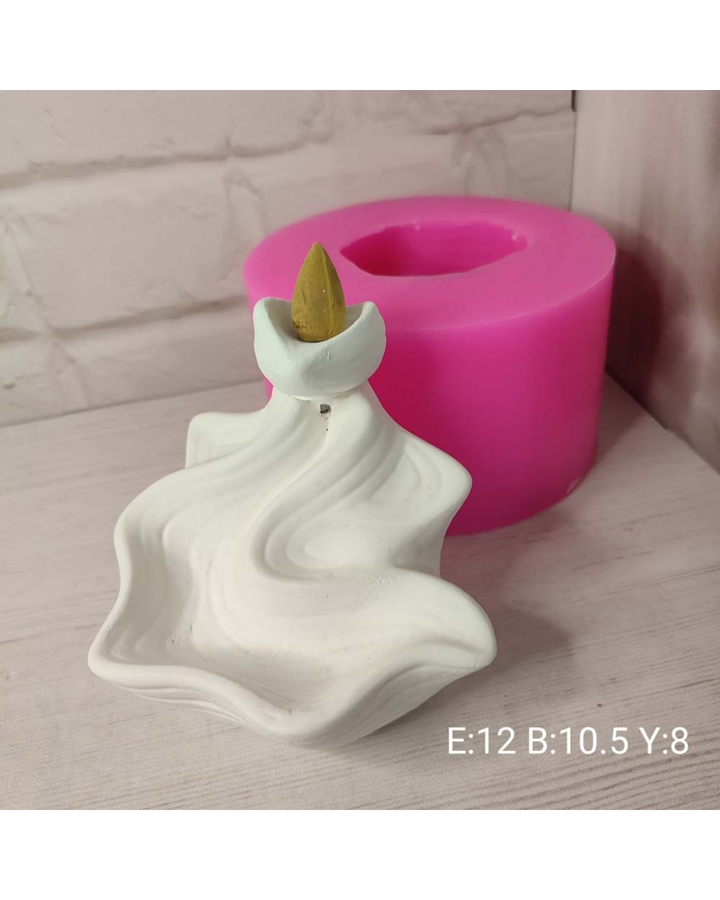 YY1858-Geri Akış Tütsülük Yayılarak Gelen Model Silikon Kalıp